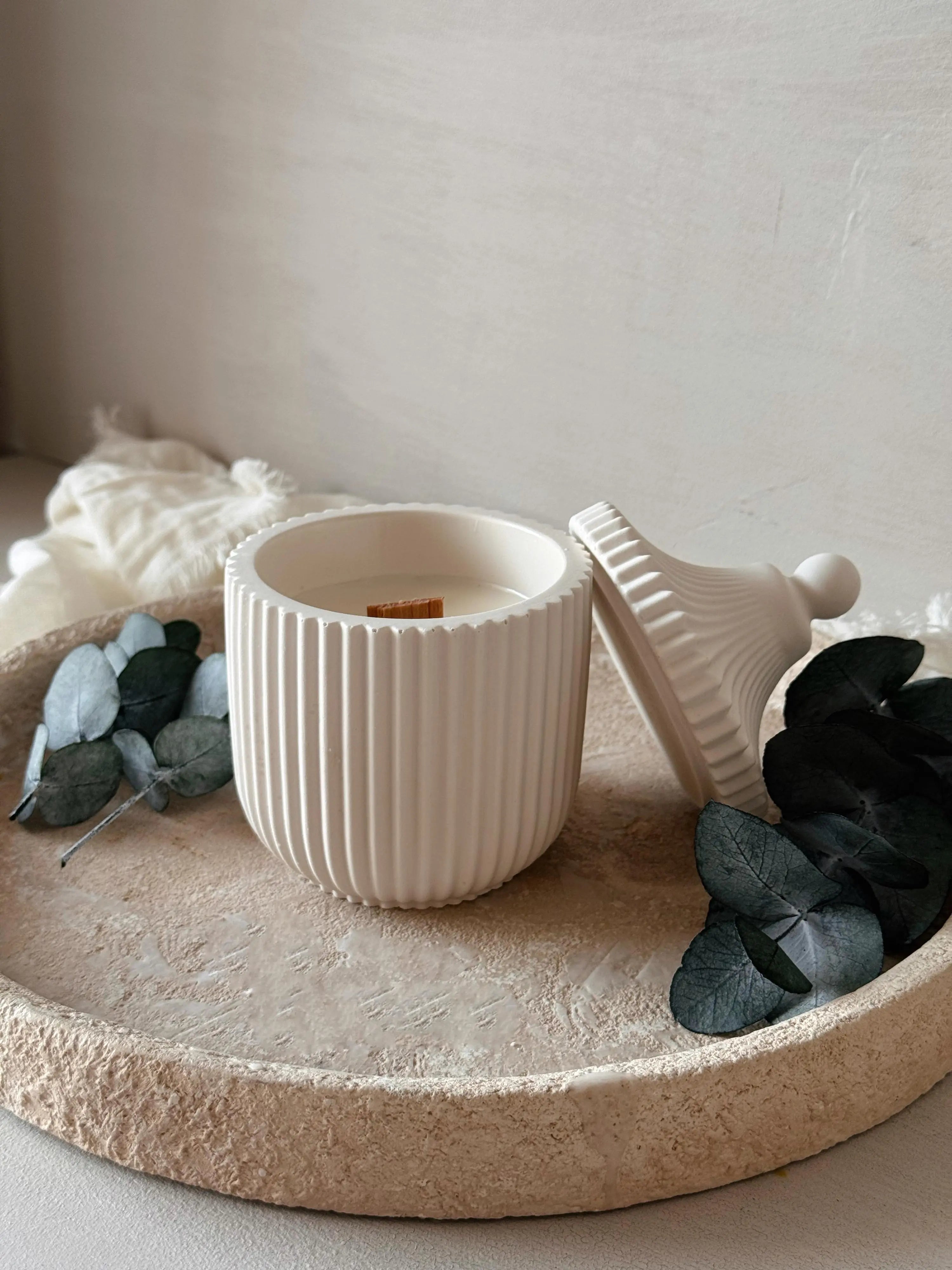 Vela aromática Vesta artesanal mecha madera cera de soja - acabado Wax&Calm