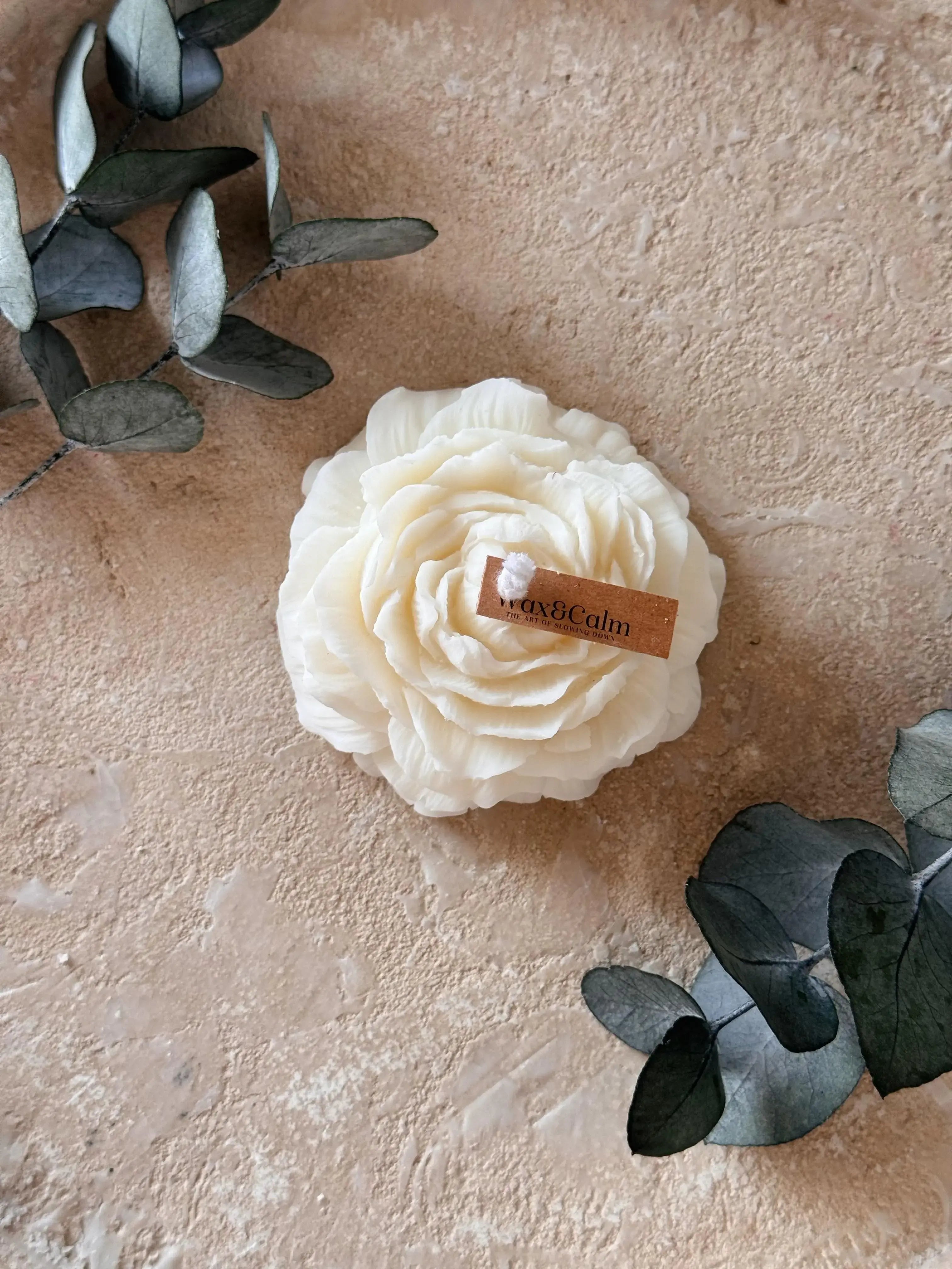 Vela decorativa peonía artesanal cera vegetal - vista Wax&Calm