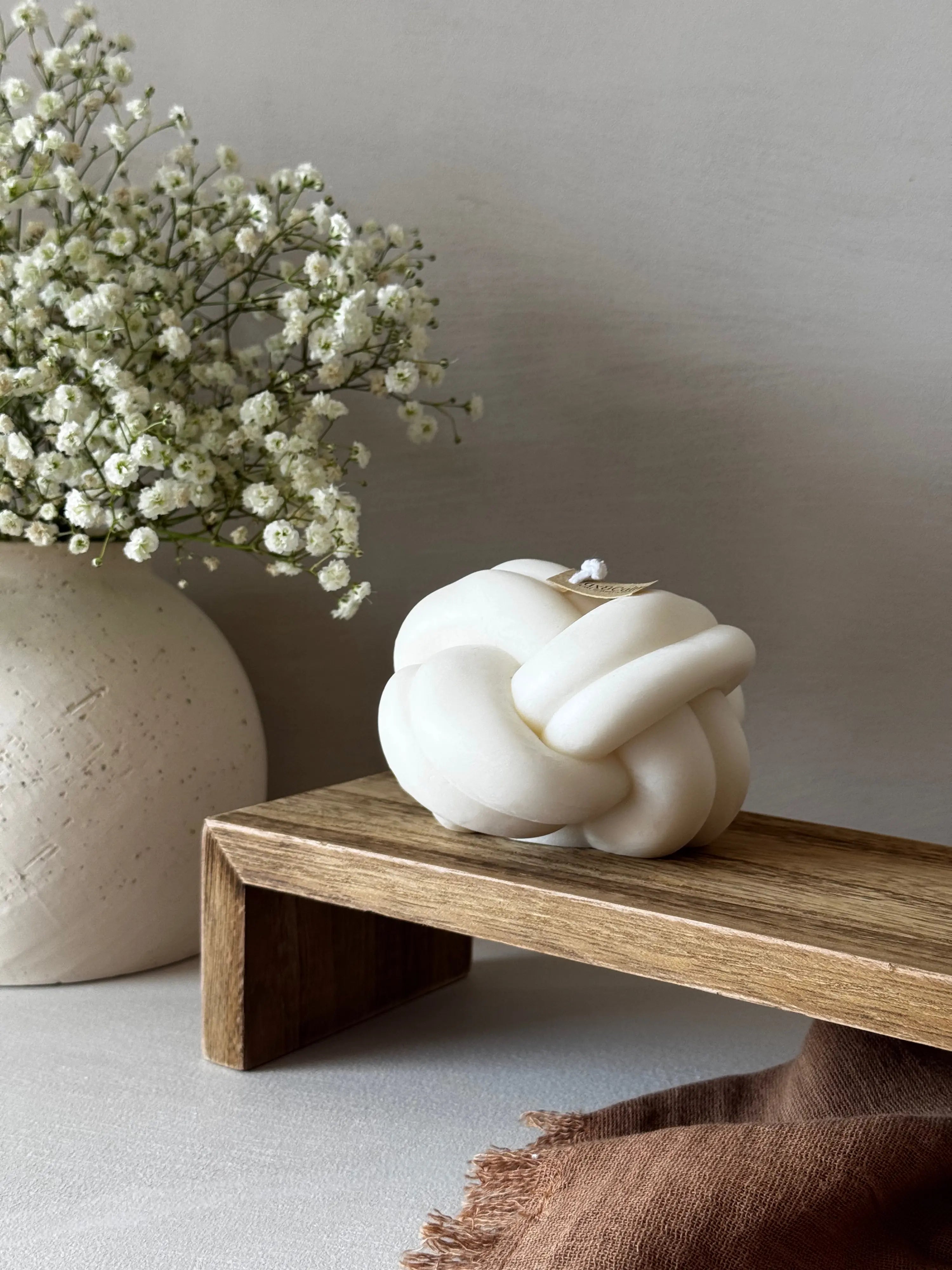 Vela decorativa nudo Eros artesanal cera natural - Wax&Calm